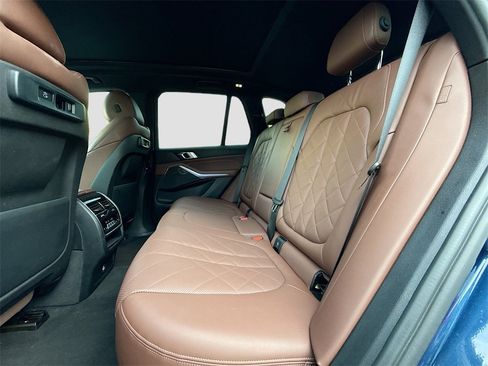 Used 2023 BMW X5 xDrive40i w/ Premium Package image 27