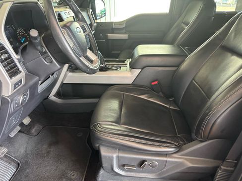 Used 2017 Ford F150 Lariat w/ Equipment Group 502A Luxury AWD/4WD image 13
