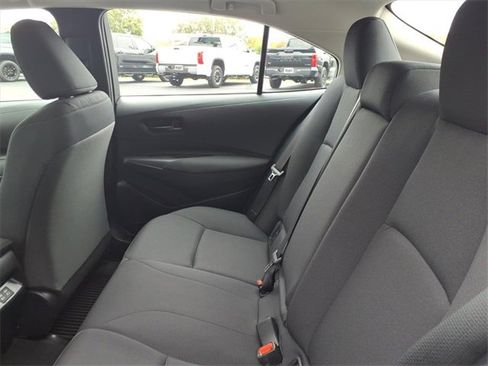 Used 2024 Toyota Corolla LE image 7