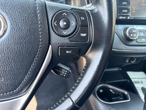Used 2018 Toyota RAV4 XLE w/ Plus Extra Value Package AWD/4WD image 32