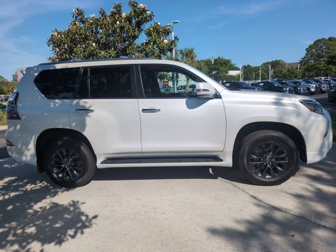 Used 2023 Lexus GX 460 Premium AWD/4WD image 11