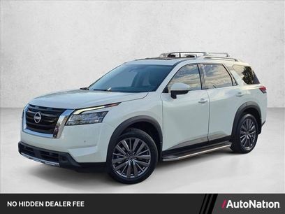 Used 2023 Nissan Pathfinder SL w/ SL Premium Package