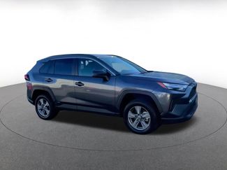 Used 2025 Toyota RAV4 LE video 2
