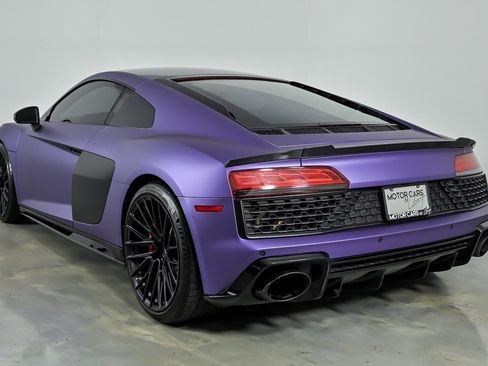 Used 2022 Audi R8 V10 performance RWD image 8