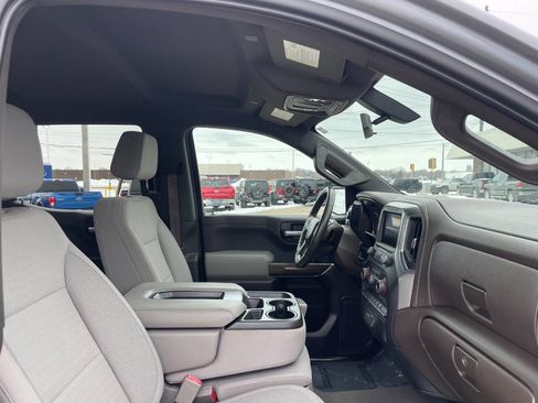 Used 2021 Chevrolet Silverado 1500 LT image 30