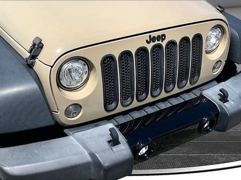 Used 2017 Jeep Wrangler Sport AWD/4WD image 29