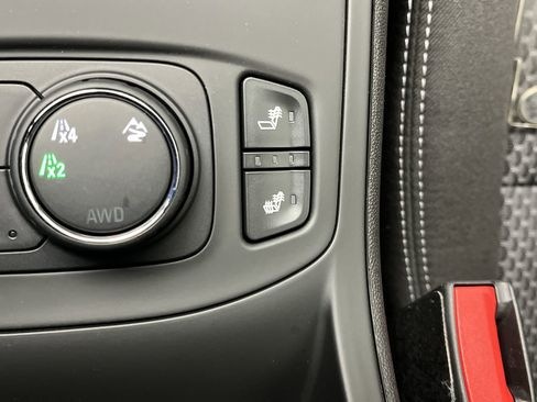 Certified 2024 GMC Terrain SLE w/ Driver Convenience Package image 22