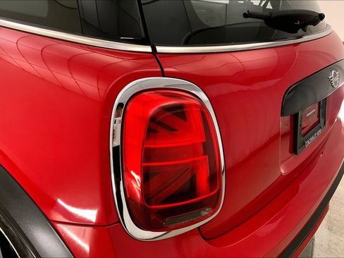 Used 2023 MINI Cooper S w/ Signature Upholstery Package image 28