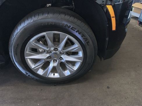 Certified 2025 Chevrolet Tahoe Premier AWD/4WD image 2