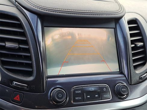 Used 2017 Chevrolet Impala LT image 13