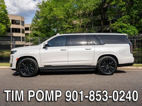 Used 2023 Cadillac Escalade ESV Sport Platinum w/ Heavy-Duty Trailer Package AWD/4WD image 9