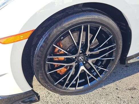 Used 2024 Nissan GT-R Premium w/ Premium Interior Package image 11