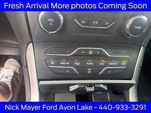 Used 2020 Ford Edge SEL w/ Convenience Package AWD/4WD image 16