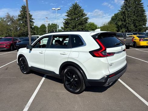 Used 2023 Honda CR-V Sport image 4