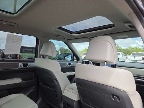 Used 2024 Hyundai Santa Fe Limited FWD image 13