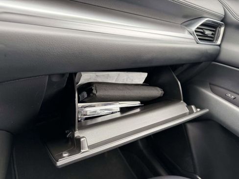 Used 2020 MAZDA CX-5 Touring image 32