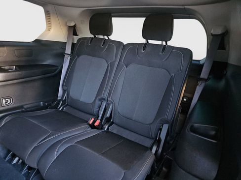 Used 2024 Jeep Grand Cherokee L Laredo image 20