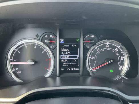 Used 2022 Toyota 4Runner Limited image 29