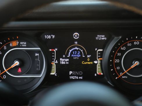 Used 2024 Jeep Wrangler Unlimited Sport AWD/4WD image 15