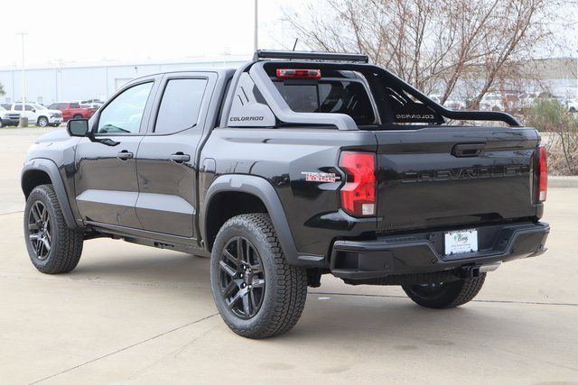 New 2025 Chevrolet Colorado Trail Boss w/ Midnight Edition AWD/4WD image 6