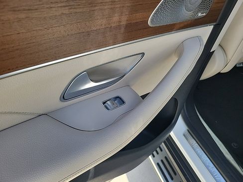 Used 2023 Mercedes-Benz GLE 450 4MATIC image 12