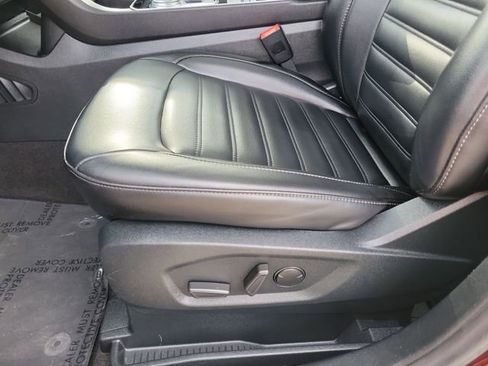 Certified 2020 Ford Edge SEL image 22