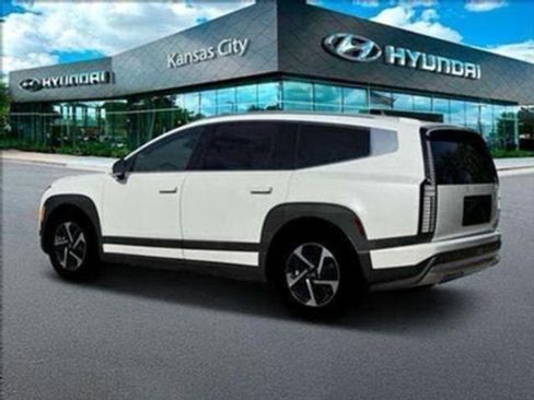 New 2026 Hyundai Ioniq 9 SE image 10