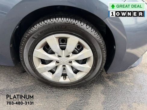 Used 2015 Toyota Corolla LE image 22