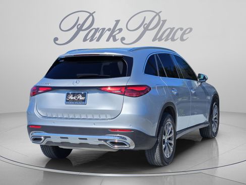 Certified 2025 Mercedes-Benz GLC 300 image 6