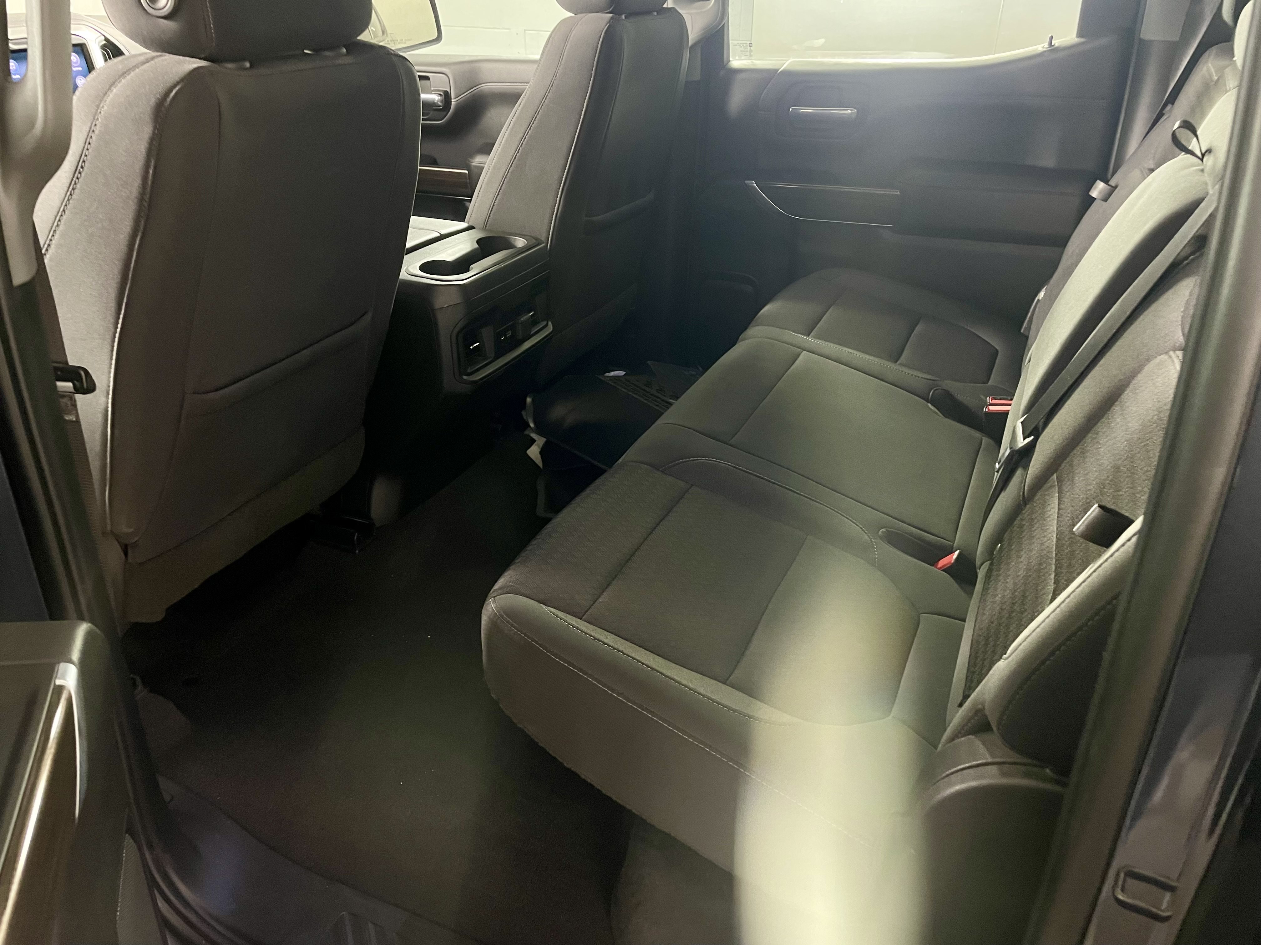 Used 2022 Chevrolet Silverado 1500 RST AWD/4WD image 9