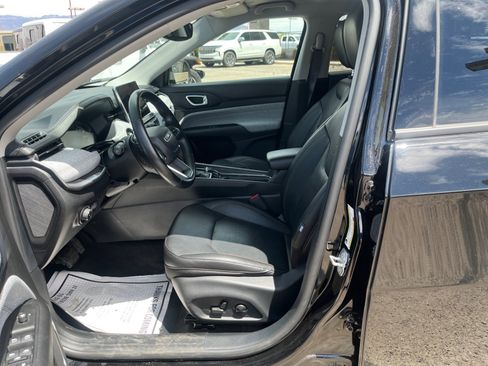 Certified 2022 Jeep Compass Latitude image 14