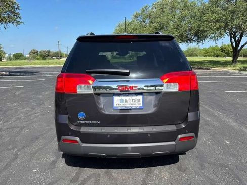 Used 2015 GMC Terrain SLT w/ Chrome Appearance Package FWD image 6