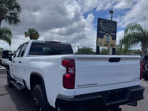 Used 2025 Chevrolet Silverado 2500 Custom w/ Custom Value Package AWD/4WD image 7