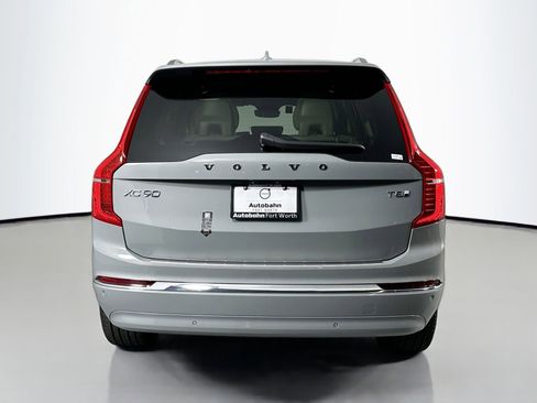 New 2025 Volvo XC90 T8 Plus w/ Protection Package Premier image 6
