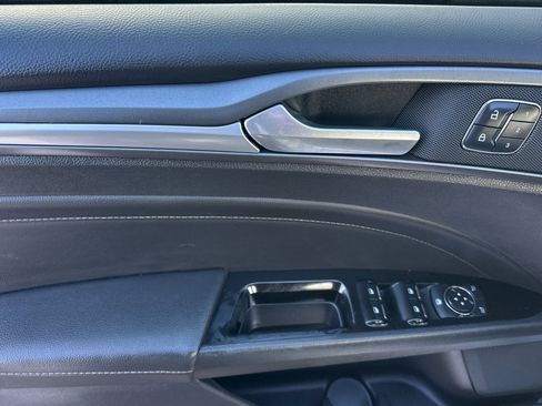 Used 2016 Ford Fusion Energi Titanium image 11