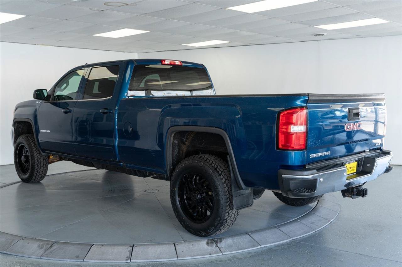 Used 2018 GMC Sierra 2500 SLE AWD/4WD image 5