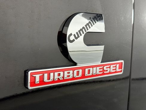 Used 2023 RAM 3500 Limited image 40