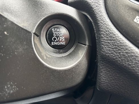 Used 2019 Jeep Compass Trailhawk AWD/4WD image 29