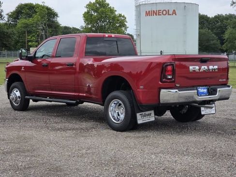 New 2026 RAM 3500 Tradesman AWD/4WD image 4