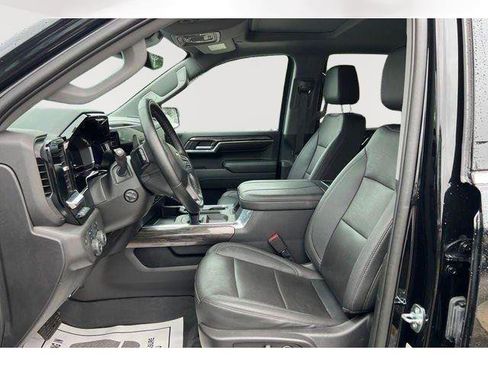 Used 2023 Chevrolet Silverado 1500 LTZ w/ LTZ Premium Package image 9