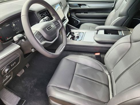 New 2026 Jeep Grand Wagoneer L Limited AWD/4WD image 7