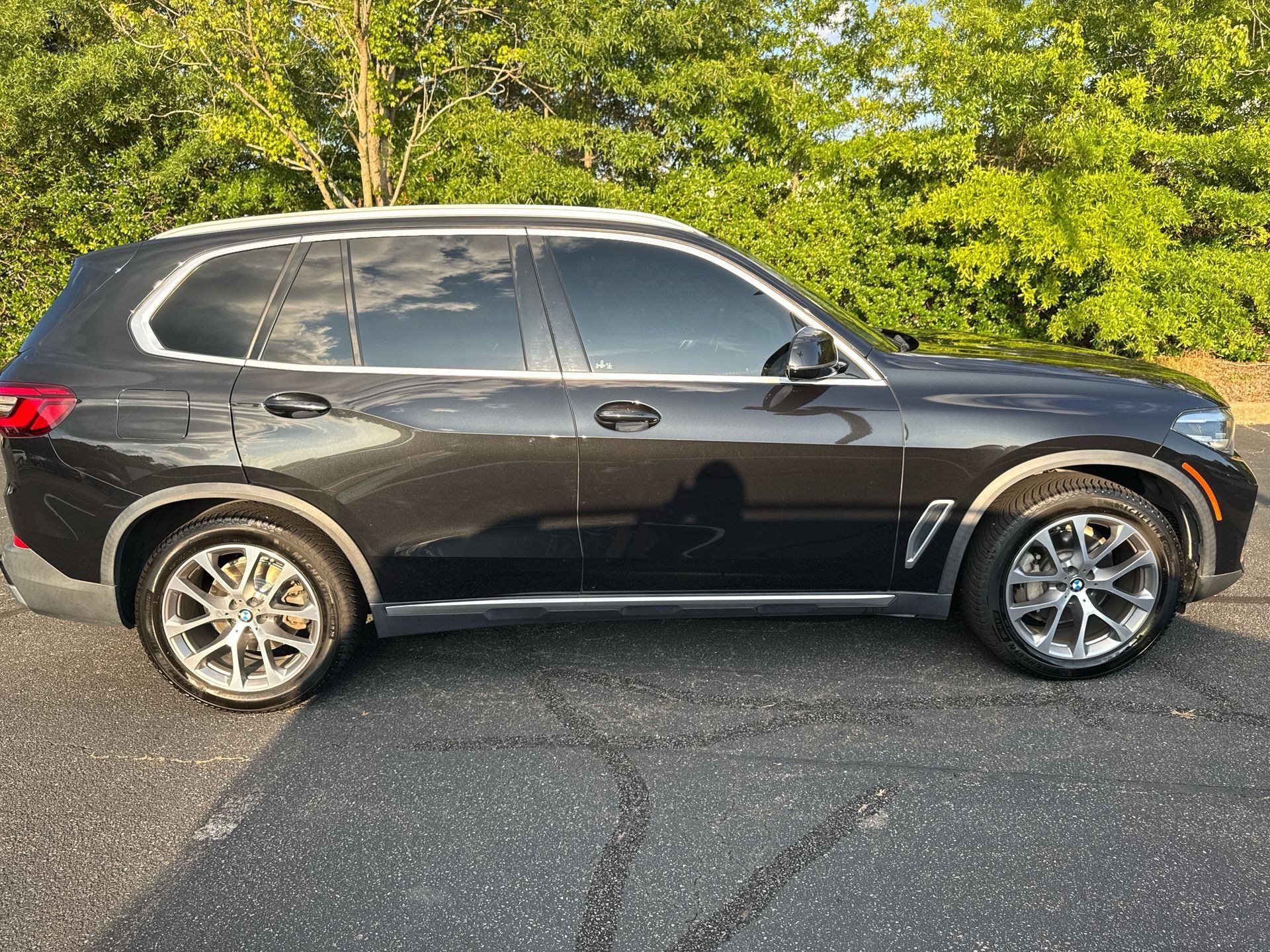 Used 2019 BMW X5 xDrive40i w/ Premium Package 2 AWD/4WD image 34