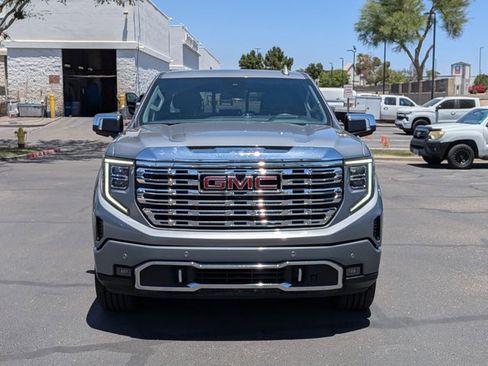 Used 2023 GMC Sierra 1500 Denali w/ Denali Reserve Package AWD/4WD image 2