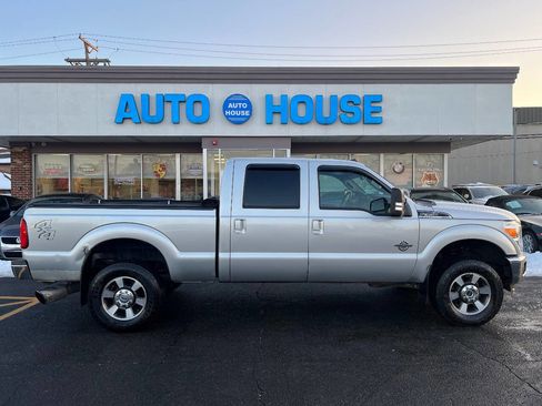 Used 2014 Ford F350 Lariat w/ Lariat Interior Package image 9