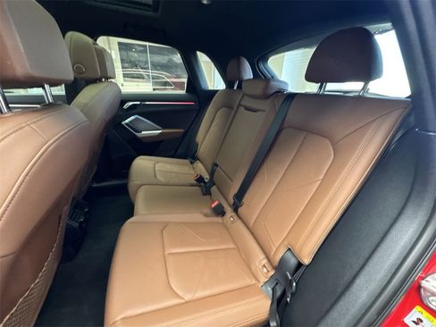 Used 2023 Audi Q3 2.0T Premium Plus w/ Premium Plus Package image 24
