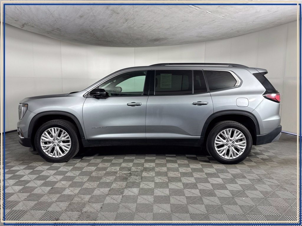 Certified 2026 GMC Acadia Elevation w/ Elevation Premium Package AWD/4WD image 14