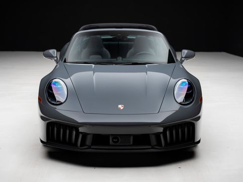 Used 2026 Porsche 911 Targa 4 GTS AWD/4WD image 8