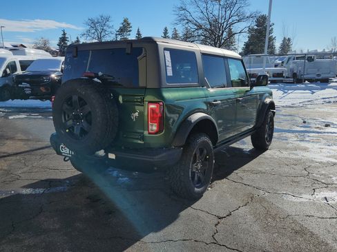 New 2025 Ford Bronco Big Bend w/ Black Diamond Package image 12