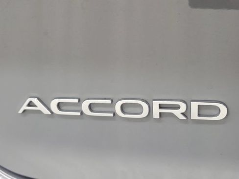 Used 2023 Honda Accord Sport image 9
