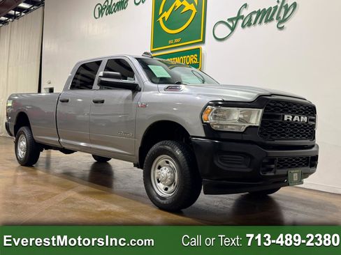 Used 2022 RAM 2500 Tradesman image 1